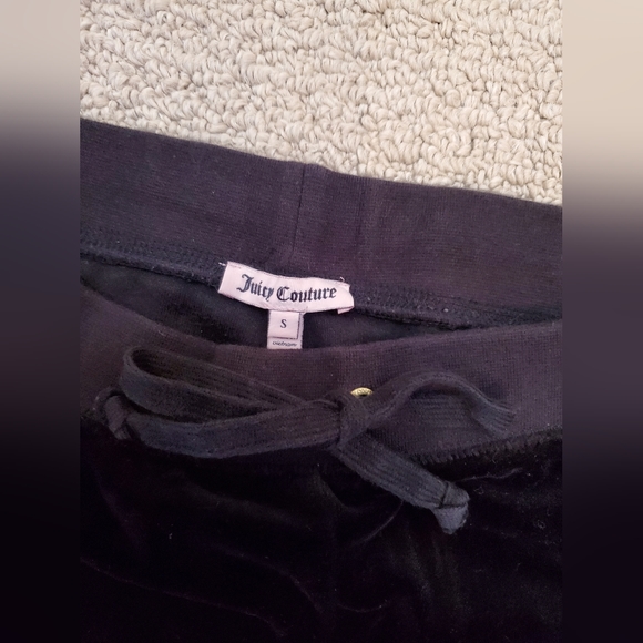 Juicy Couture Velvet Sweatpants| Size S - Picture 3 of 7